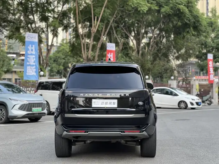 Range Rover 2025 Model 3.0 L6 400PS Shengshi Extended Edition