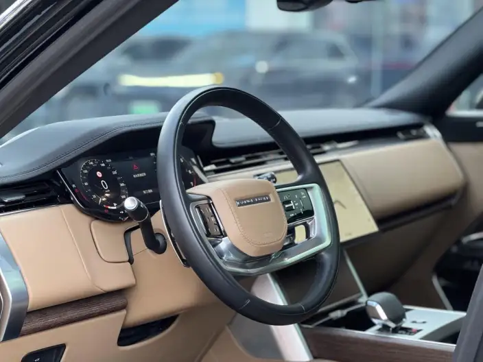 Range Rover 2025 Model 3.0 L6 400PS Shengshi Extended Edition – фото 8