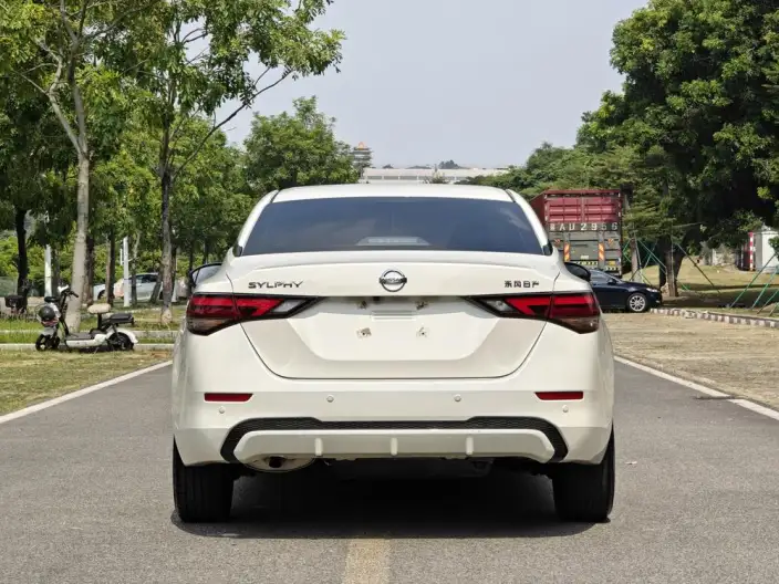 Nissan Sylphy 2022 Model 1.6L XL CVT Yuexiang Edition – фото 5