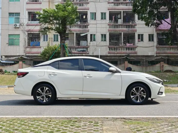 Nissan Sylphy 2022 Model 1.6L XL CVT Yuexiang Edition – фото 7