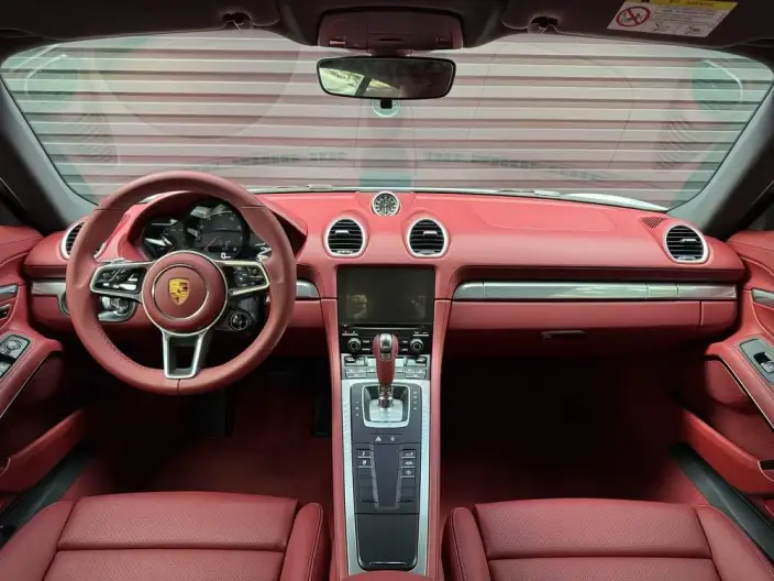 Porsche 718 2023 Model Cayman 2.0T – фото 6
