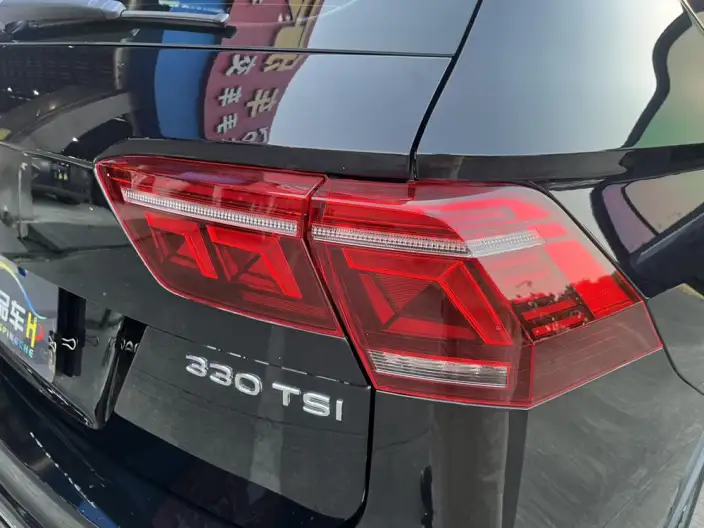 Volkswagen Tiguan L 2023 Model 330TSI 2WD R-Line Enjoy the version more – фото 8