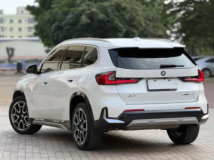 BMW X1 2023 Model sDrive25Li X Design Set – фото 5