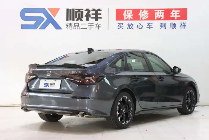 Honda Civic 2022 Model 240TURBO CVT Combustion Edition – фото 6