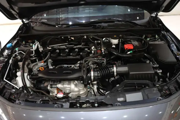 Honda Civic 2022 Model 240TURBO CVT Combustion Edition – фото 8