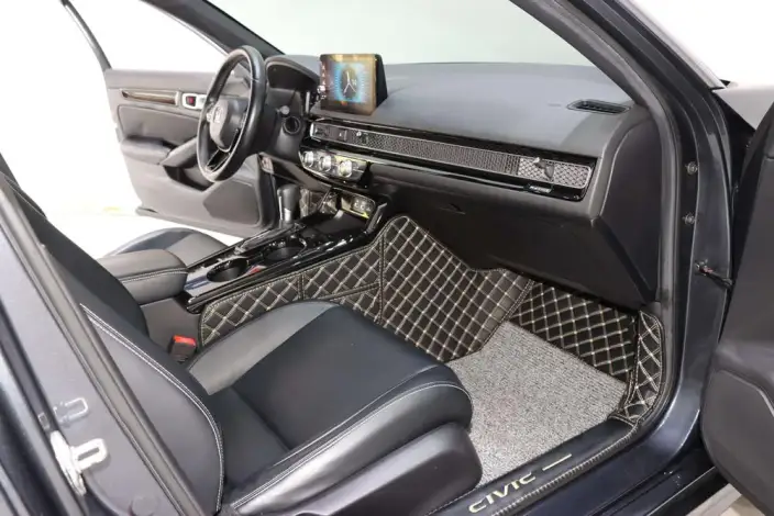 Honda Civic 2022 Model 240TURBO CVT Combustion Edition – фото 10