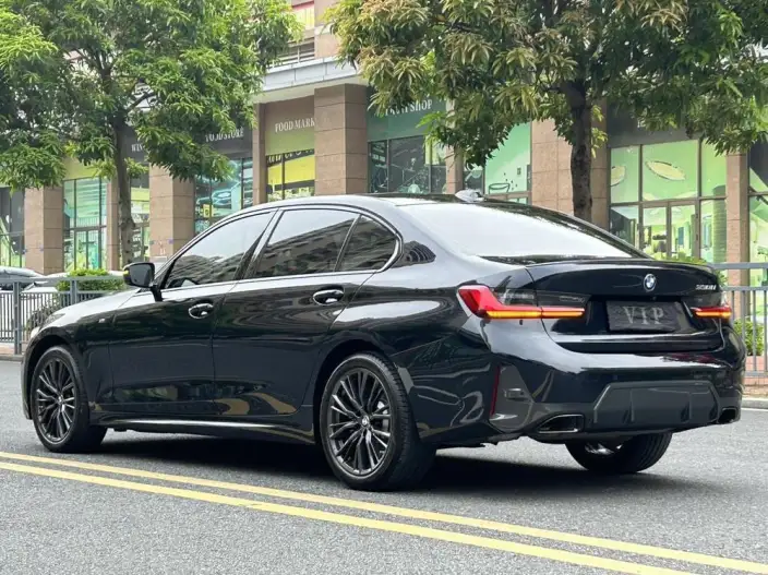 BMW 3 Series 2023 Model 330Li M Sports Night Set – фото 4
