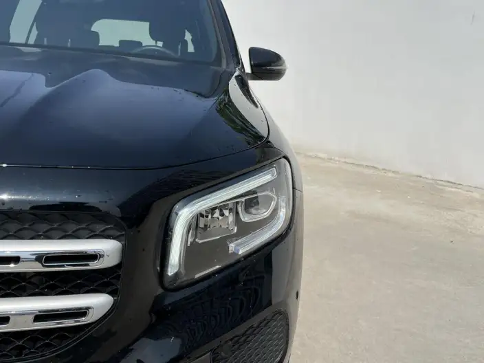 Mercedes-Benz GLB 2023 Model GLB 220 Fashion Model – фото 6