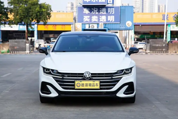 Volkswagen CC 2021 Model 380TSI Eye-catching version