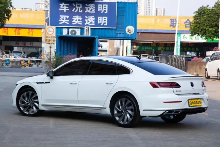 Volkswagen CC 2021 Model 380TSI Eye-catching version