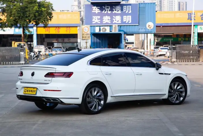 Volkswagen CC 2021 Model 380TSI Eye-catching version – фото 6