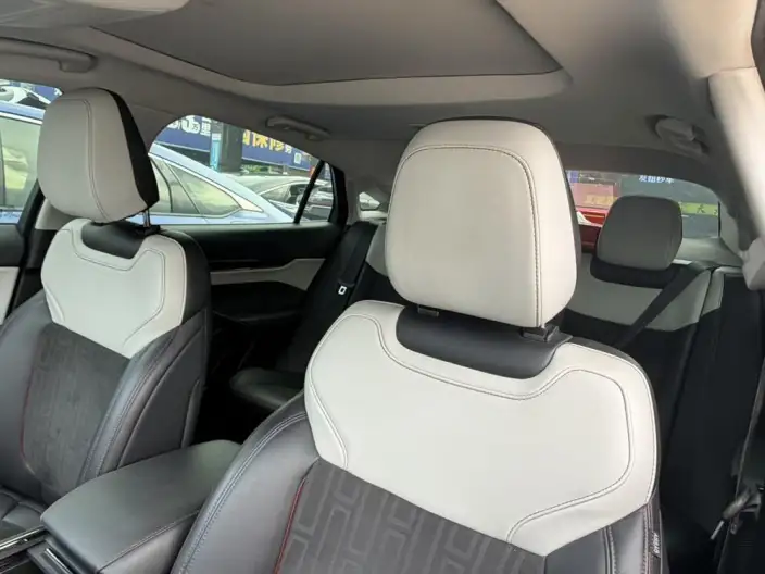 Ford Mondeo 2022 Model Facelift EcoBoost 245 Luxury Model – фото 9
