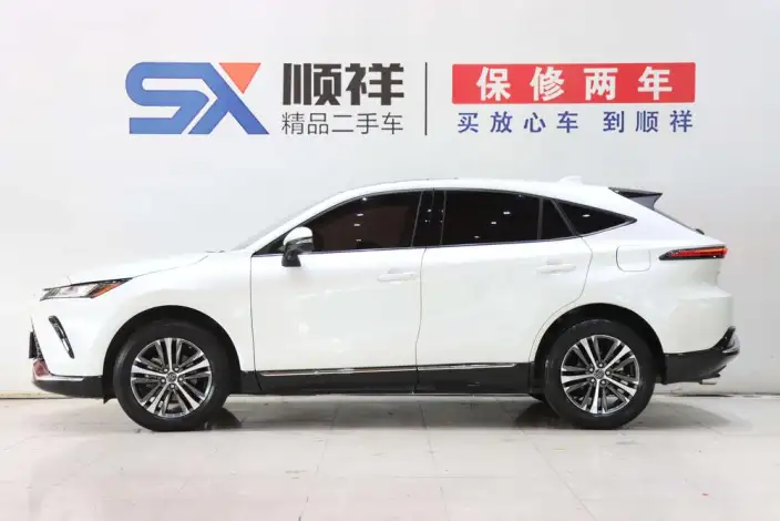 Venza 2022 Model 2.0L CVT 2WD Deluxe Edition – фото 4