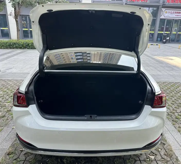Lexus ES 2022 Model 300h Superior Edition – фото 8