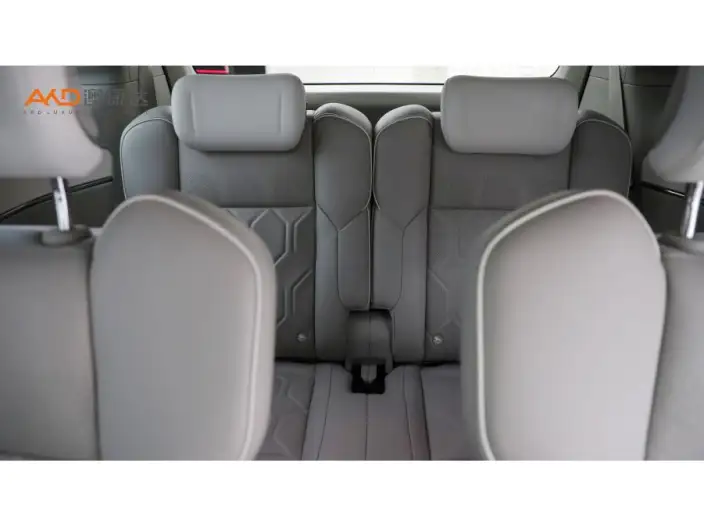 Volvo EM90 2025 Model Ultra VI seat – фото 10