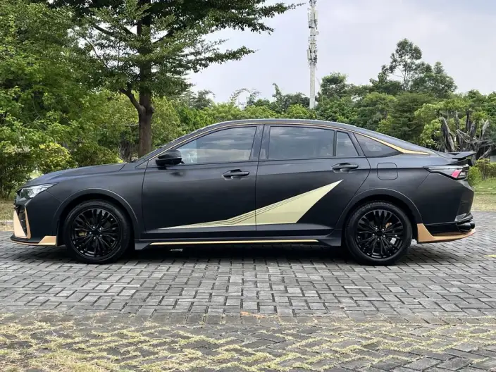 Yixuan Max 2021 Model 1.5T Dark Night Breaking Dawn Edition – фото 4