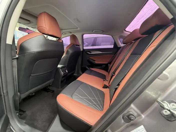 Changan Eado 2022 Model PLUS Blue whale NE 1.4T GDI DCT Noble Model – фото 8
