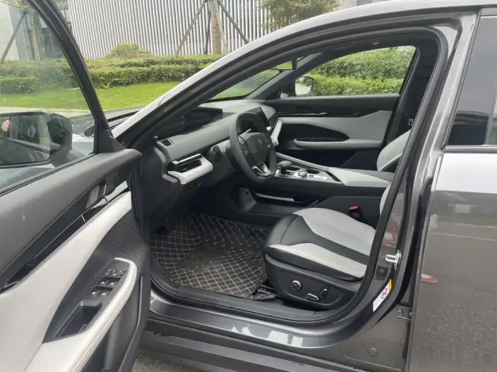 Changan UNI-V iDD 2024 Model Blue whale Smart power iDD 136km Smart Prestige Model – фото 9