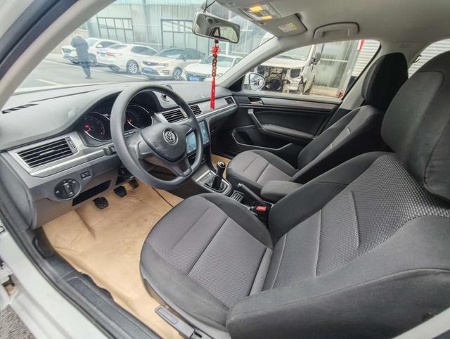 Volkswagen Bora Модель 2018 года 1.5L Manual Fashion – фото 7