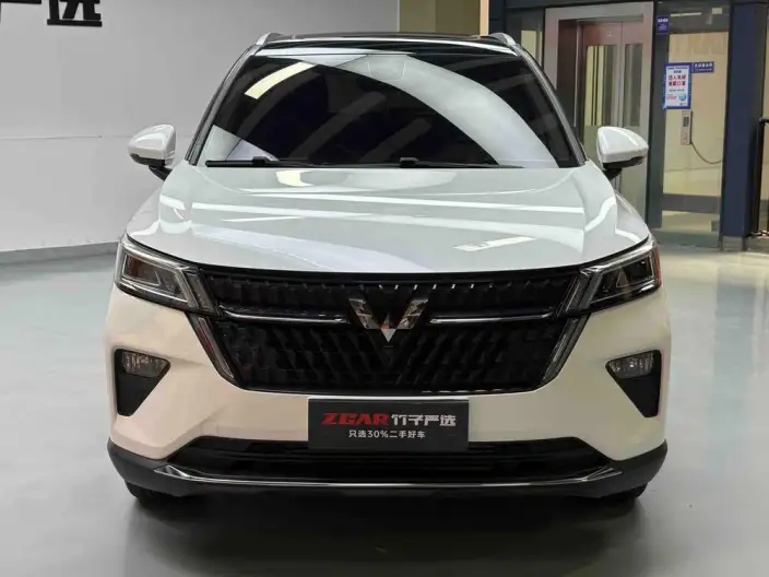 WULING Asta 2021 Model 1.5T Automatic Starlight Edition