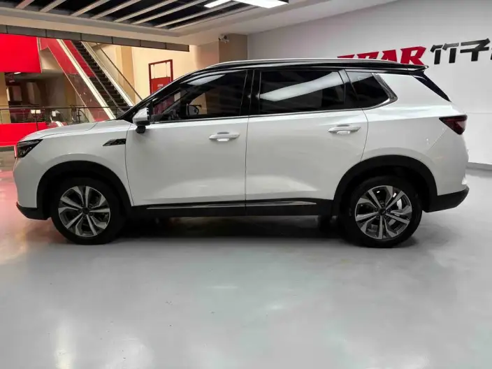 WULING Asta 2021 Model 1.5T Automatic Starlight Edition