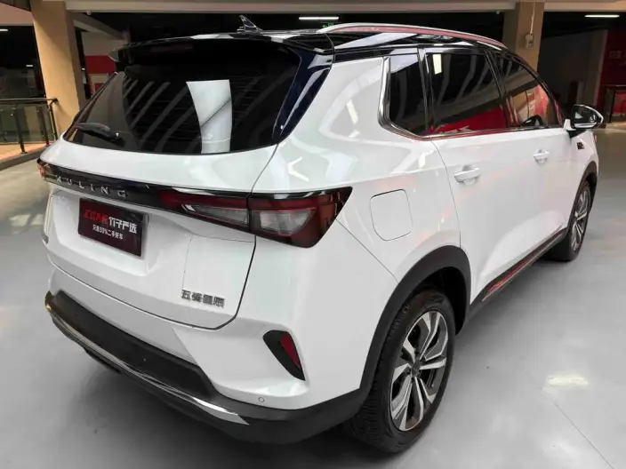 WULING Asta 2021 Model 1.5T Automatic Starlight Edition – фото 7