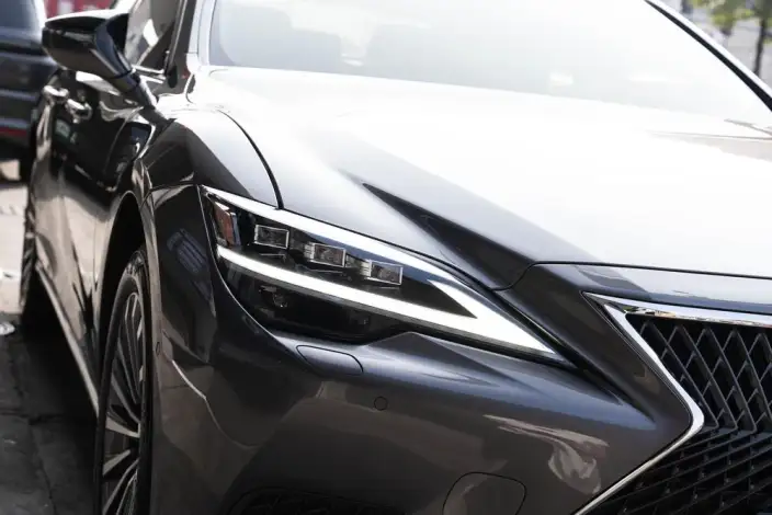 Lexus LS 2024 Model 500h Deluxe Edition – фото 6