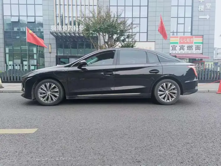 Hongqi E-QM5 2024 Model 610KM PLUS Edition 100kW
