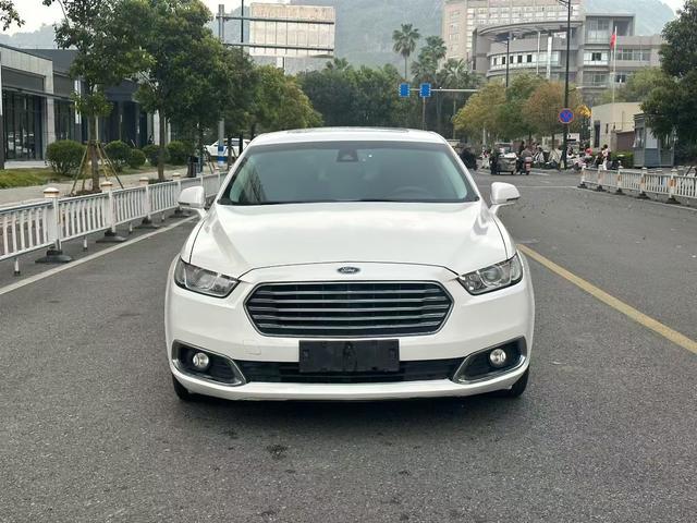 Taurus 2017 модификация EcoBoost 180 Luxury – фото 2