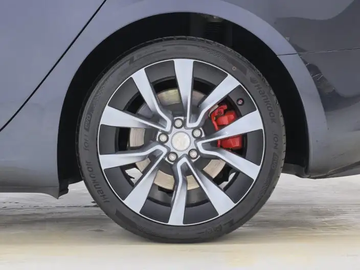 Model 3 2025 Model Facelift Long Battery Life Pro Rear-wheel drive version – фото 9
