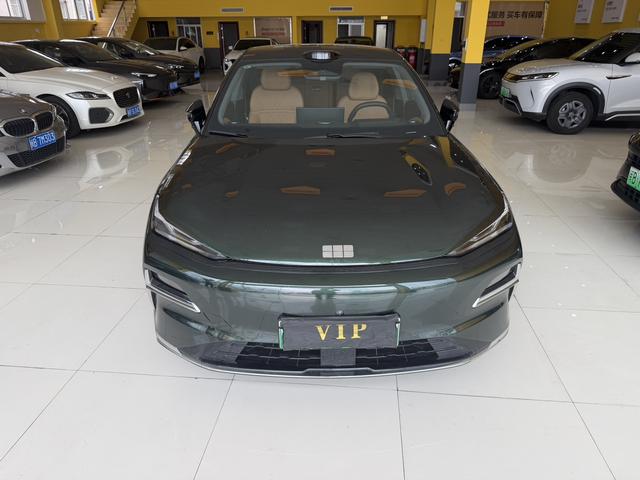 Geely Galaxy E8 PHEV 2025 130km EM-P Starship Edition