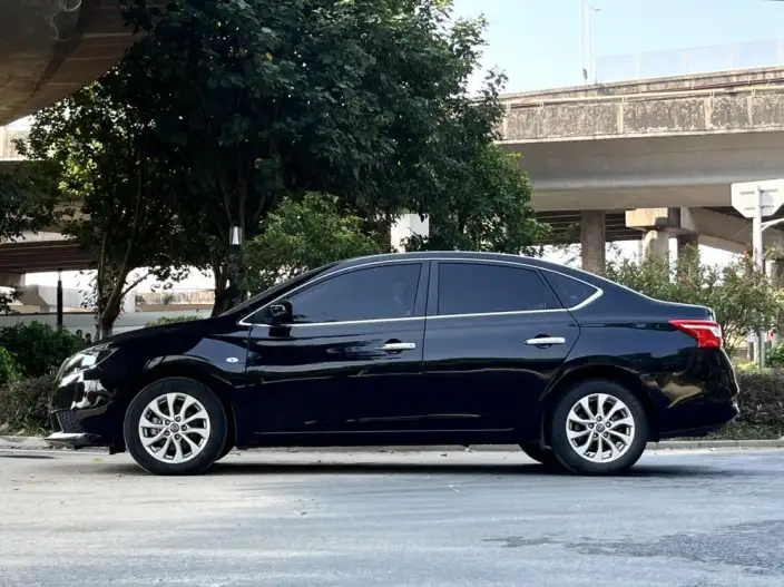 Nissan Sylphy 2022 Model Classic 1.6 XE CVT Comfort Edition