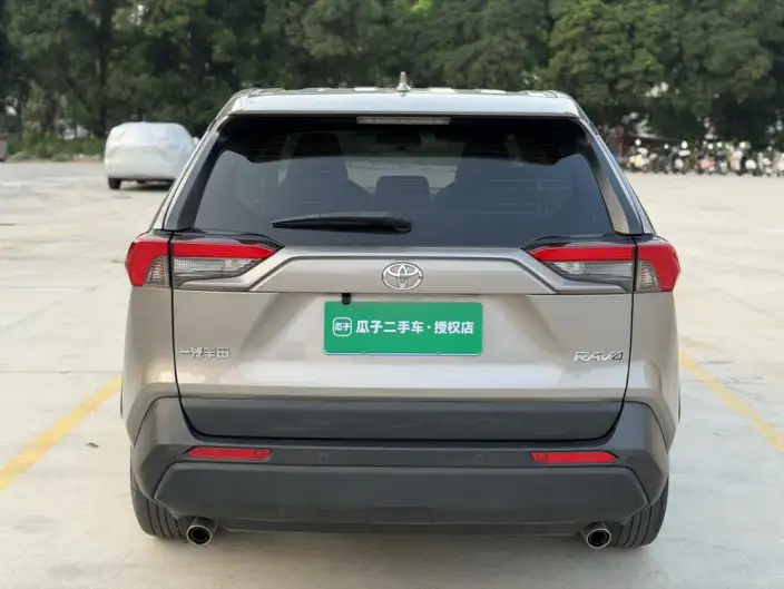 Toyota RAV4 2022 Model 2.0L CVT 2WD Urban Edition – фото 5