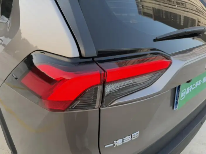 Toyota RAV4 2022 Model 2.0L CVT 2WD Urban Edition – фото 10
