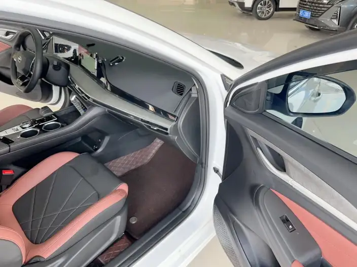 Changan Eado 2024 Model PLUS 1.4T DCT High Power Edition – фото 7