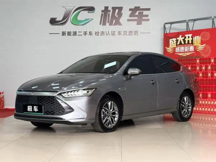 BYD Qin PLUS DM 2021 Model DM-i 120KM Noble Model – фото 1