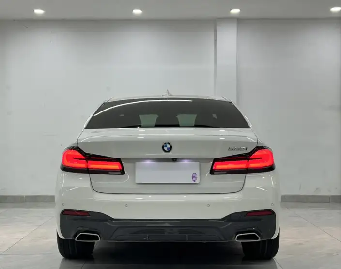 BMW 5 Series Imported 2022 Model Facelift II 530i M Sports Set – фото 5