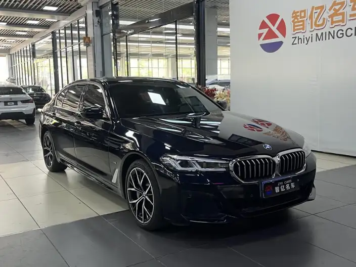 BMW 5 Series 2023 Model 530Li Exclusive Model M Sports Set – фото 3