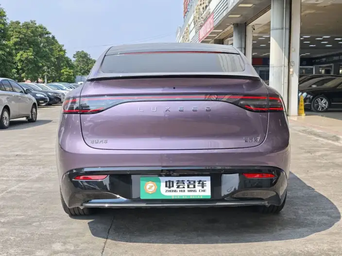 Luxeed R7 2024 Model EV 82kWh Max Rear Drive Edition – фото 5