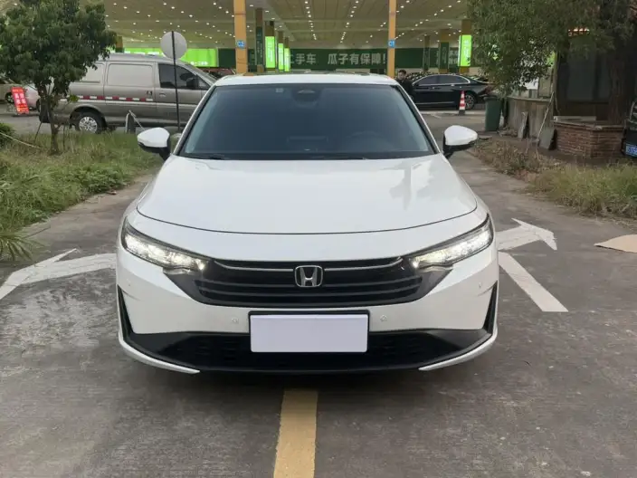 Model Ge 2025 Model 240TURBO CVT Technology Edition