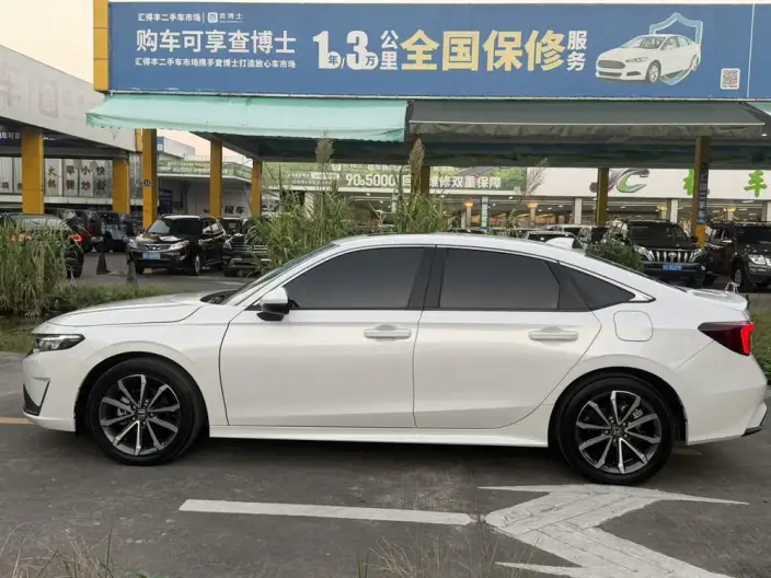 Model Ge 2025 Model 240TURBO CVT Technology Edition