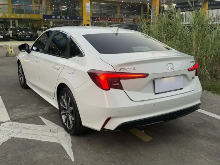 Model Ge 2025 Model 240TURBO CVT Technology Edition – фото 5