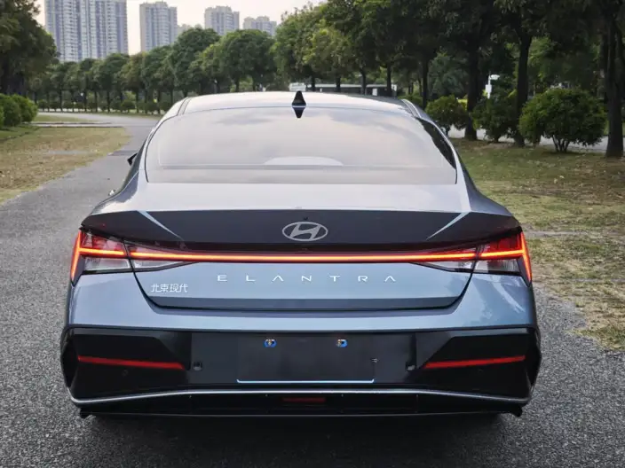 Hyundai Ioniq 2023 Model 1.5L CVT LUX Premium Edition – фото 6