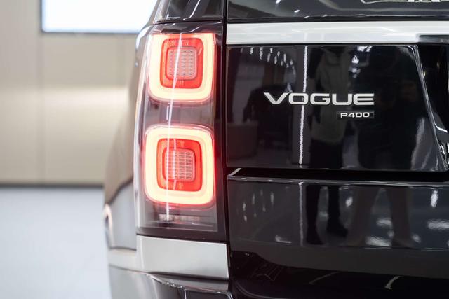 Range Rover 2021 3.0 L6 Centurion Edition – фото 14