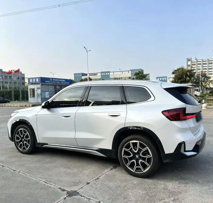 BMW X1 2023 Model sDrive25Li X Design Set – фото 4