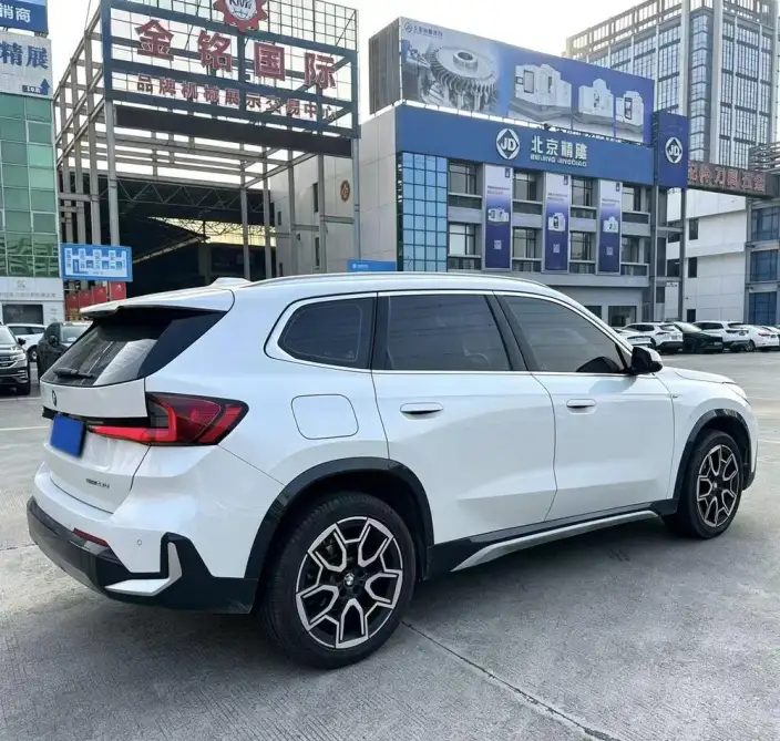 BMW X1 2023 Model sDrive25Li X Design Set – фото 6