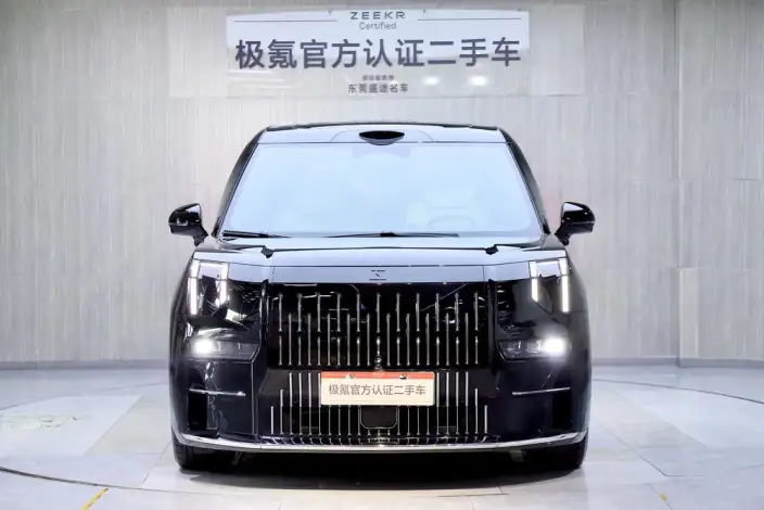 ZEEKR 009 2024 Model VI seat Executive Edition 4WD 108kWh