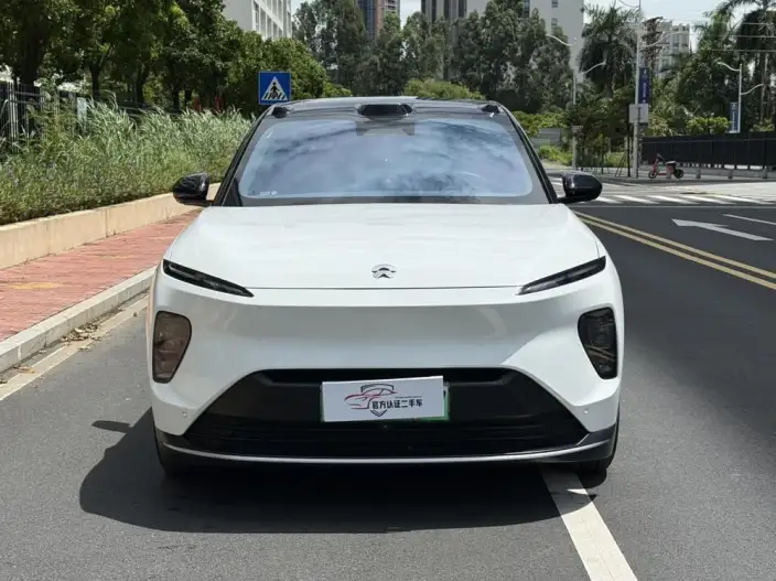 NIO ES8 2023 Model 100kWh – фото 2