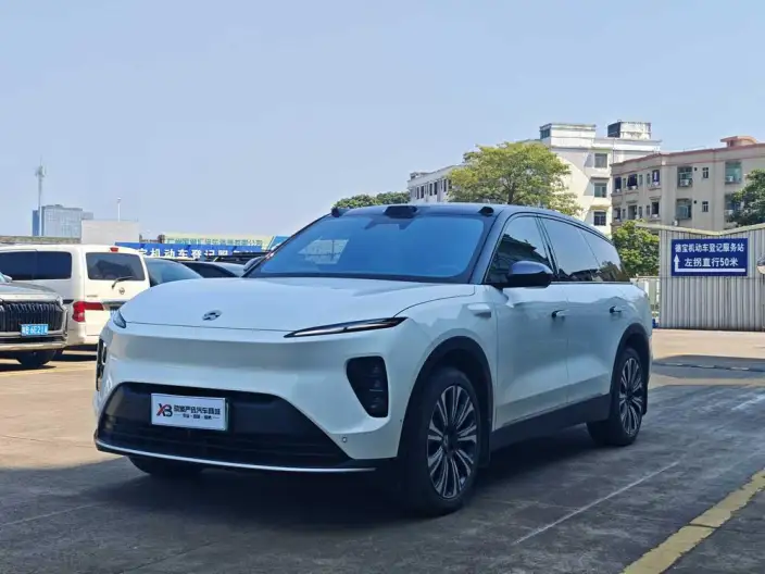 NIO ES8 2024 Model 75kWh – фото 1