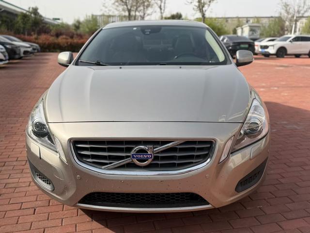 Volvo S60 Imported 2012 модификация 1.6T DRIVe Zhishang Edition – фото 2